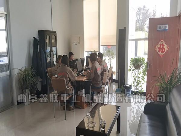 銷售部商討方案中