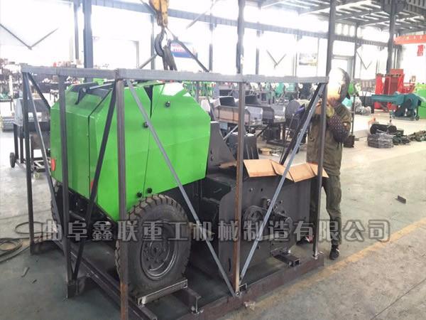 秸稈粉碎打捆機出口發(fā)往印度