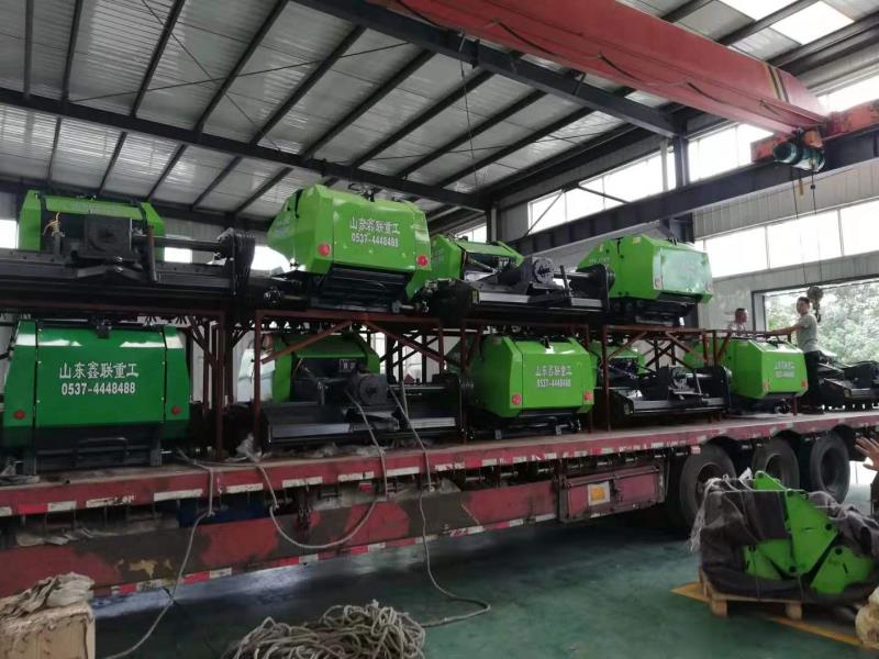 整車秸稈粉碎打捆機發(fā)往山西電廠